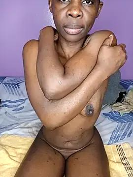 Ebony-queene from StripChat is Freechat