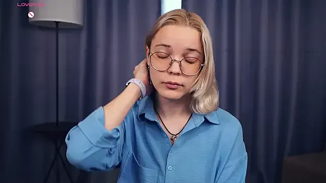 EdaKirkIin from StripChat