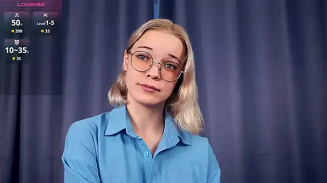 EdaKirkIin from StripChat