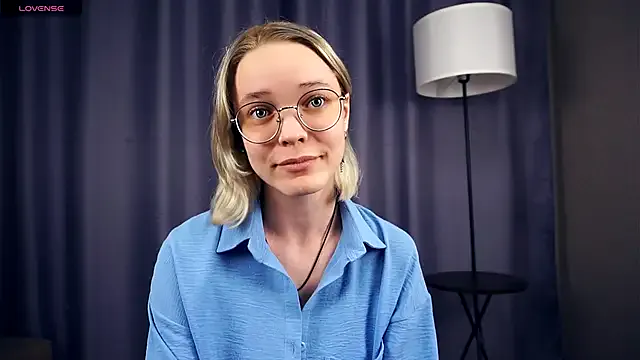 EdaKirkIin from StripChat