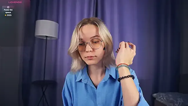 EdaKirkIin from StripChat