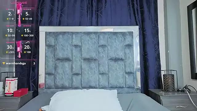 Effie_cooper from StripChat