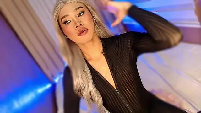 Effortless_beautyx from StripChat is Freechat