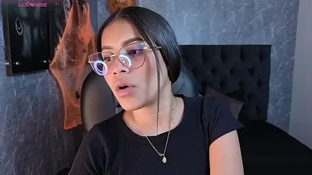 Eileen__stone from StripChat