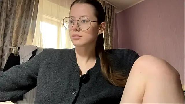 EleanoraDriere from StripChat is Freechat