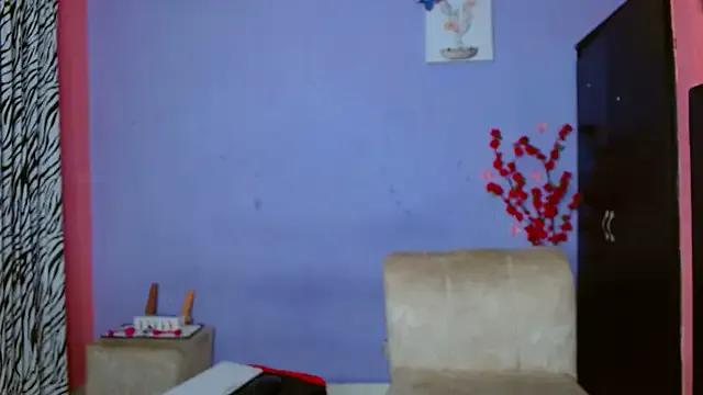 Electrabrowns from StripChat