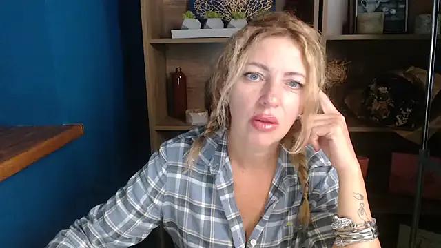 elegance_lady from StripChat