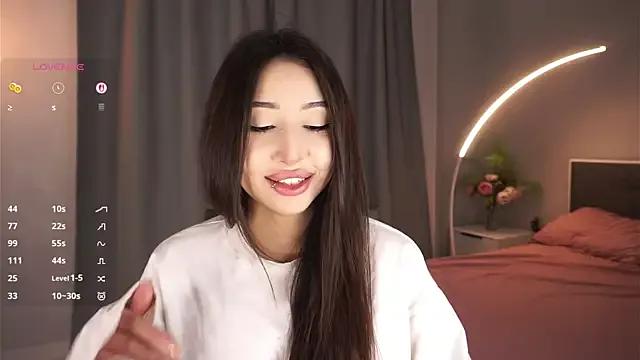 EleonorSimmes from StripChat is Freechat