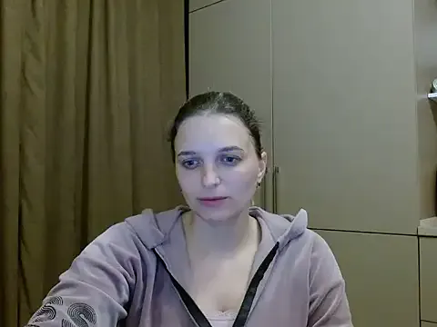 ElisSky301 from StripChat is Freechat