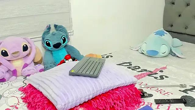 Elizabeth_18_ from StripChat is Freechat