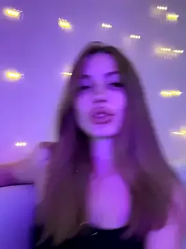 Elizabeth_Tay from StripChat is Freechat