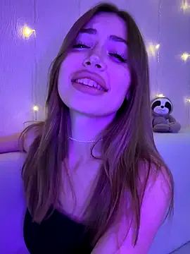 Elizabeth_Tay from StripChat is Freechat