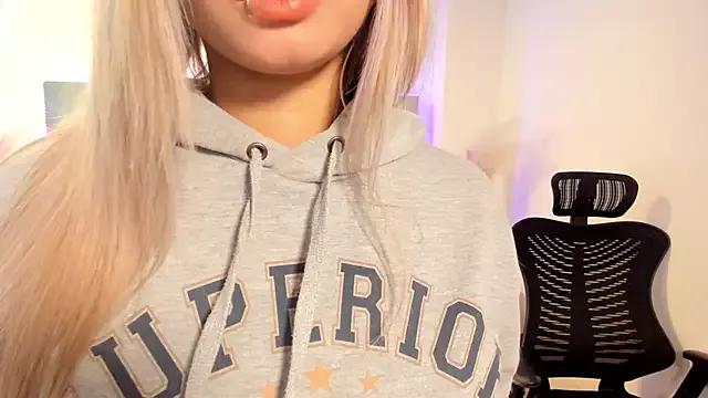 Ella_Lenox from StripChat