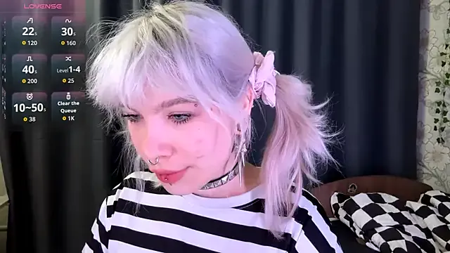 ElnoraVanord from StripChat is Freechat