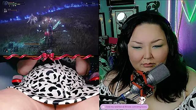 EmGreens from StripChat is Freechat