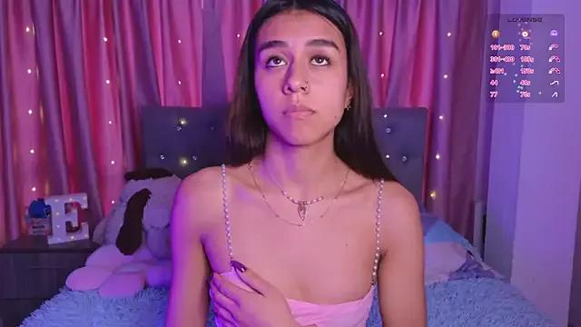 Emiily_Scott1 from StripChat
