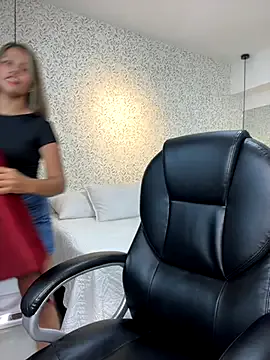 Girls: try live performances with matured performers, from dancing to quirks, in a variety of beautiful sex cams.