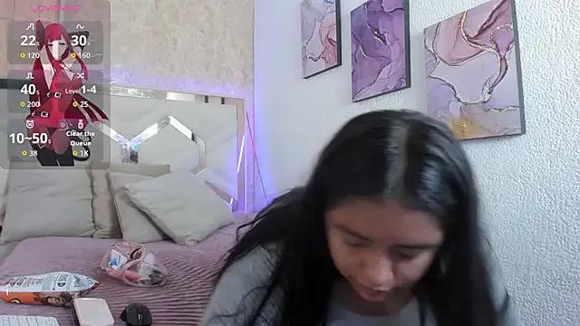 EmilyBrownn_ from StripChat is Freechat