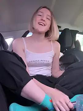 EmilyMood from StripChat is Freechat