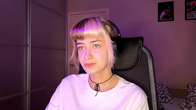 Girls: try live performances with matured performers, from dancing to quirks, in a variety of beautiful sex cams.