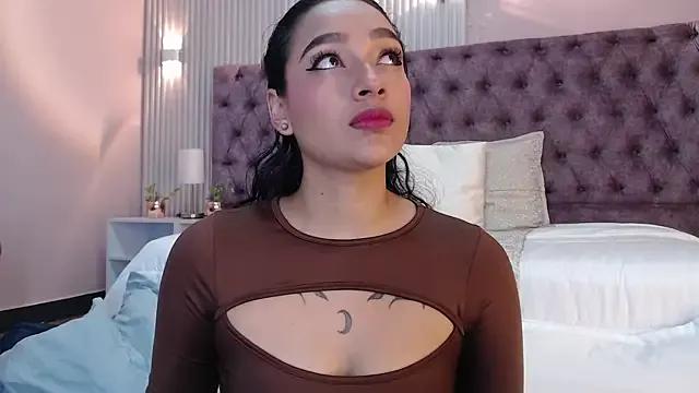 Girls: try live performances with matured performers, from dancing to quirks, in a variety of beautiful sex cams.