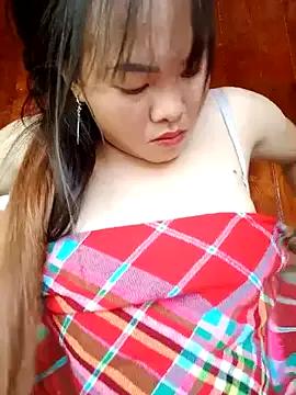 emilyzz from StripChat is Freechat