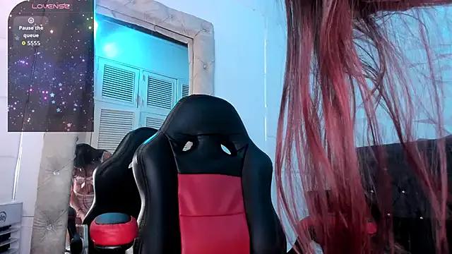 Emma_dl2 from StripChat