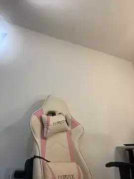 Emma_hot2006 from StripChat