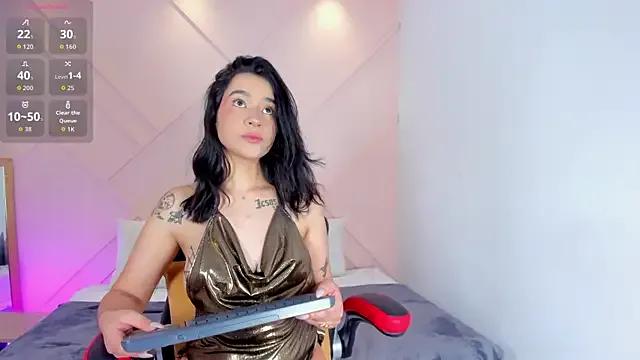Emma_Johanson from StripChat is Freechat