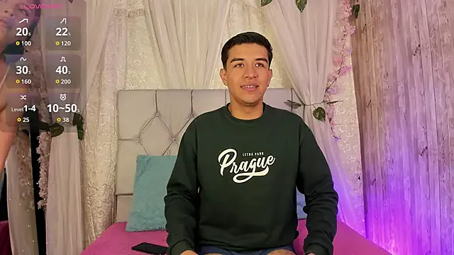 Emma_Muller1 from StripChat