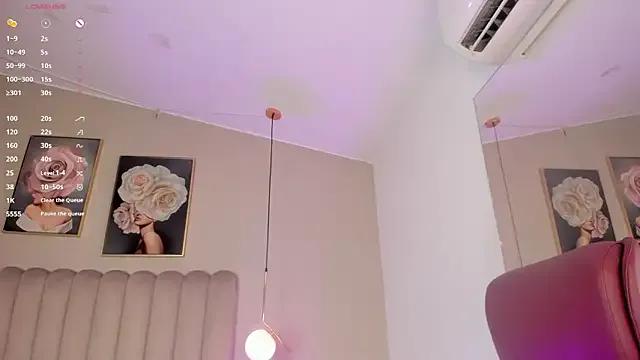 Girls: try live performances with matured performers, from dancing to quirks, in a variety of beautiful sex cams.