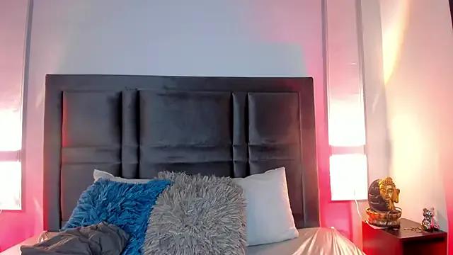EmmaBecket2 from StripChat