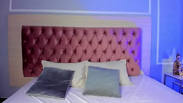 EmmaBecket2 from StripChat