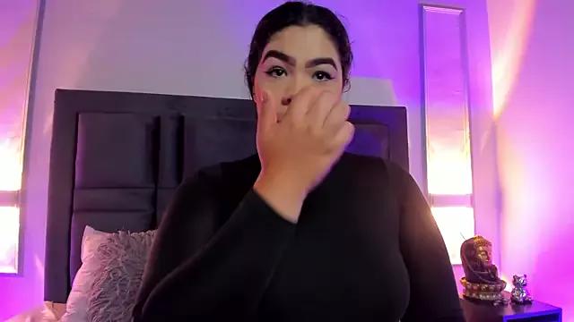 EmmaBecket2 from StripChat