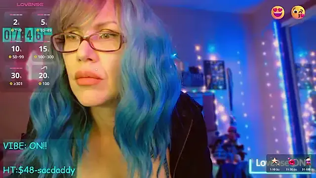 Girls: try live performances with matured performers, from dancing to quirks, in a variety of beautiful sex cams.