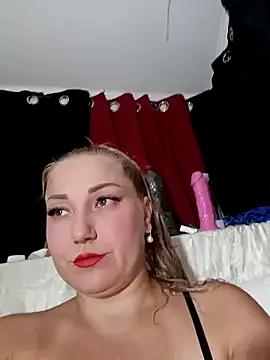 EmmaQueen4 from StripChat