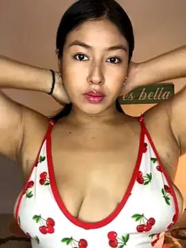 EmmaRossem from StripChat is Freechat