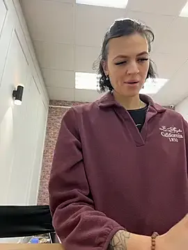 EmmaStarkk from StripChat is Freechat