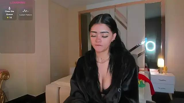 Girls: try live performances with matured performers, from dancing to quirks, in a variety of beautiful sex cams.