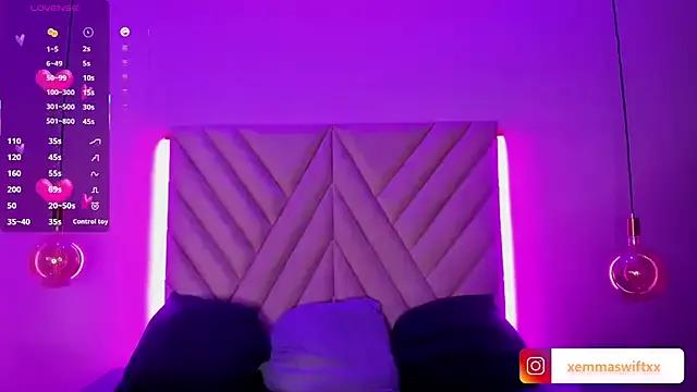 EmmaSwift_ from StripChat