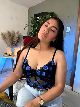 emmily_d from StripChat is Freechat