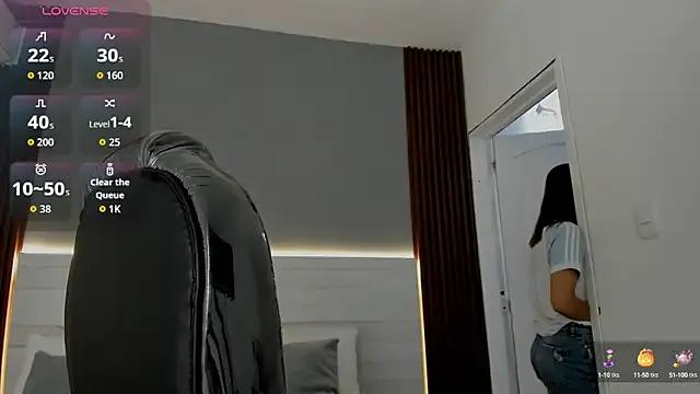 Emmy_Meadows from StripChat