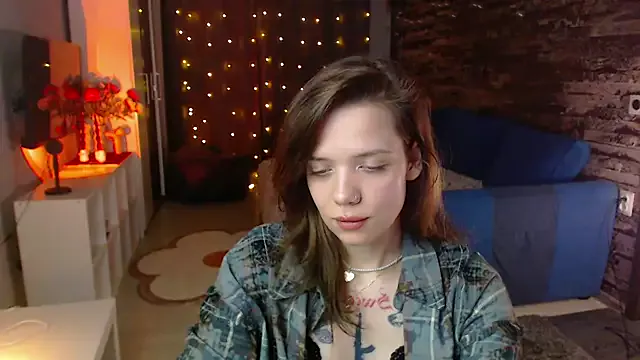 Girls: try live performances with matured performers, from dancing to quirks, in a variety of beautiful sex cams.