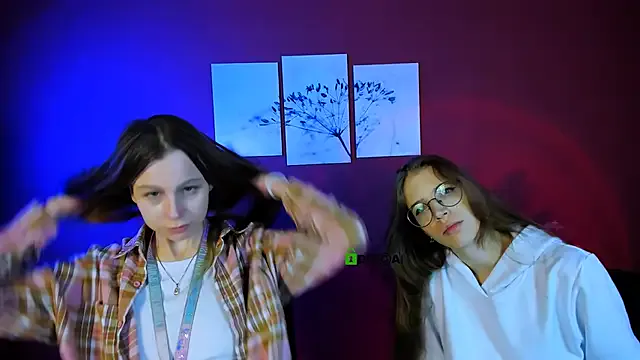 Girls: try live performances with matured performers, from dancing to quirks, in a variety of beautiful sex cams.