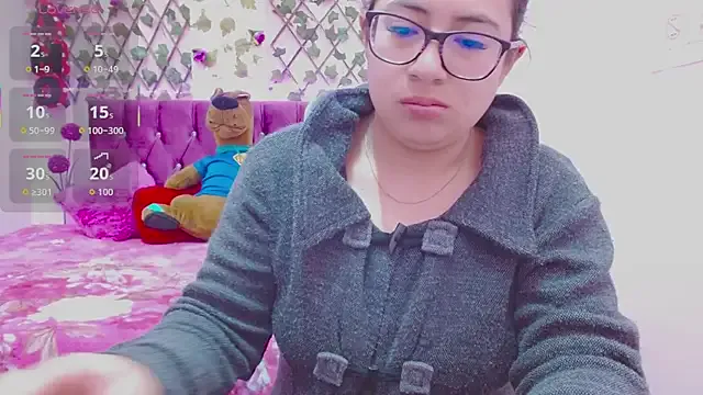 Girls: try live performances with matured performers, from dancing to quirks, in a variety of beautiful sex cams.