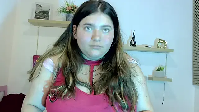 estrella_gold from StripChat is Freechat