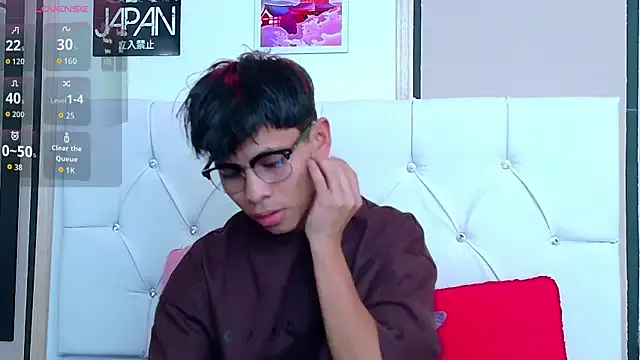 Girls: try live performances with matured performers, from dancing to quirks, in a variety of beautiful sex cams.