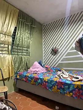 Evabigass from StripChat is Freechat