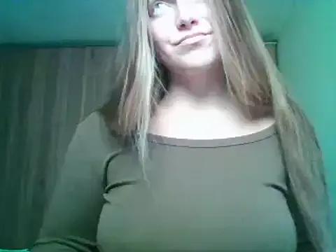 Evasapples from StripChat is Freechat