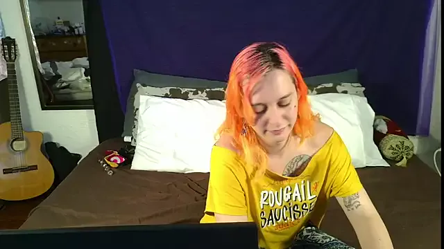 Girls: try live performances with matured performers, from dancing to quirks, in a variety of beautiful sex cams.